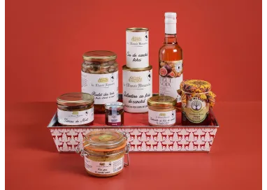 Corbeille "Noël enchanté" – Foie gras de canard, terrines de Noël, galantine, poulet aux fruits d’hiver et apéritif figue-noix